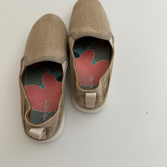 Olukai HALE'IWA OLONA size 6.5 - Picture 2 of 6